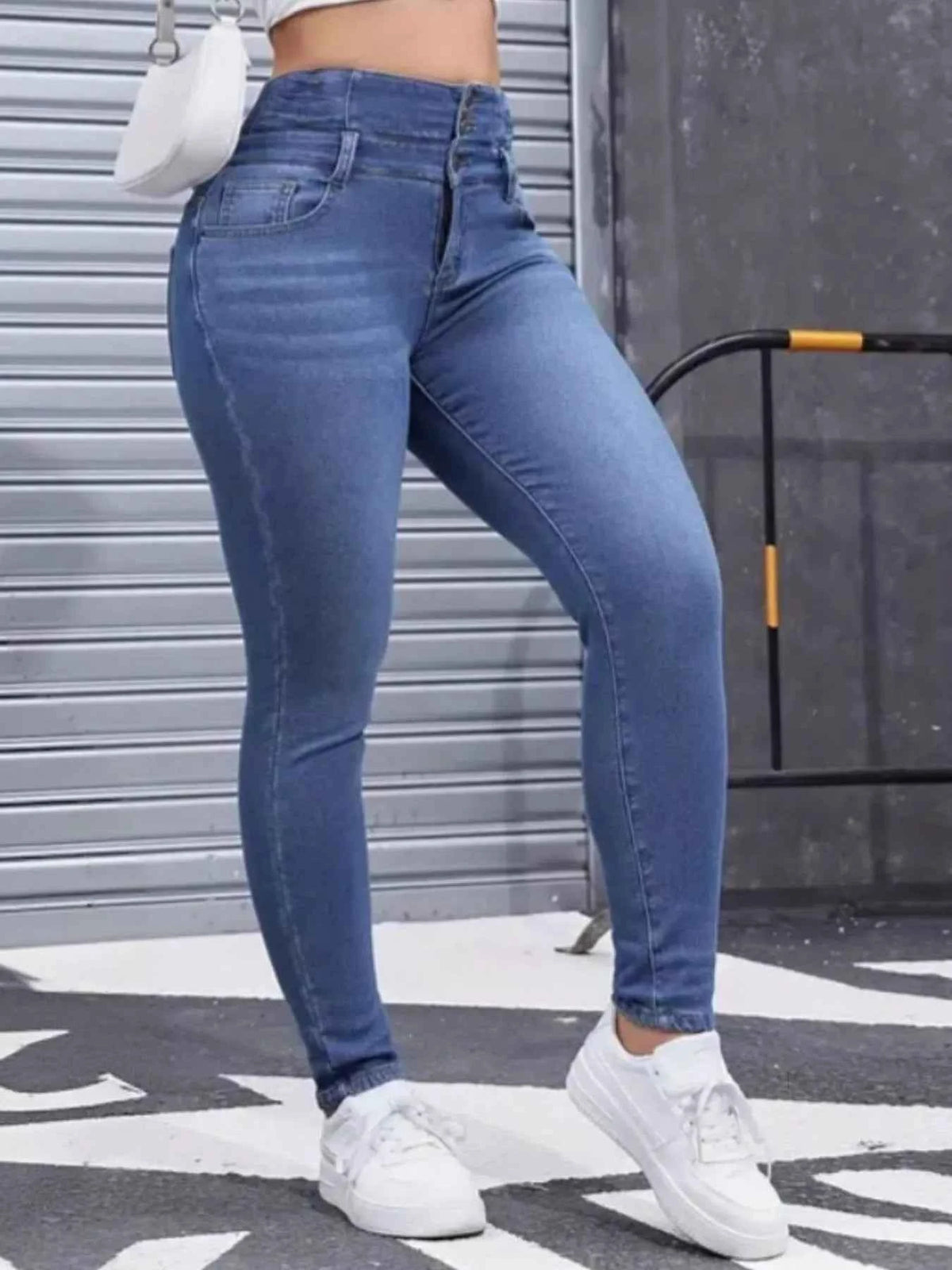 High-Waisted Blue Slim-Fit Jeans with Pockets