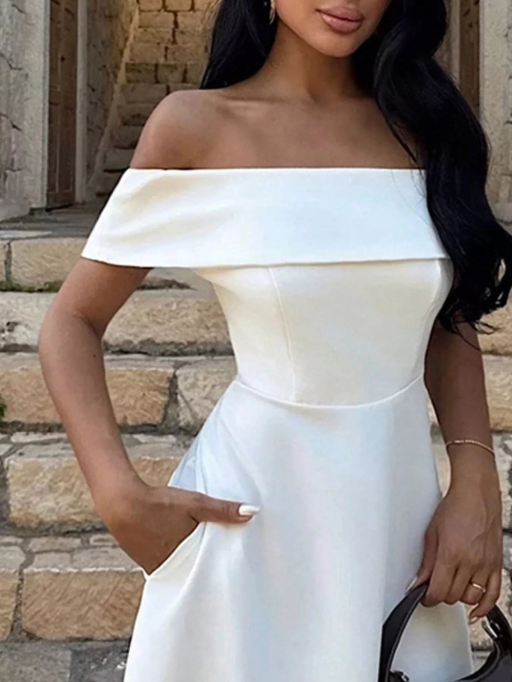 Burgundy Off-Shoulder A-Line Maxi Dress with Pockets