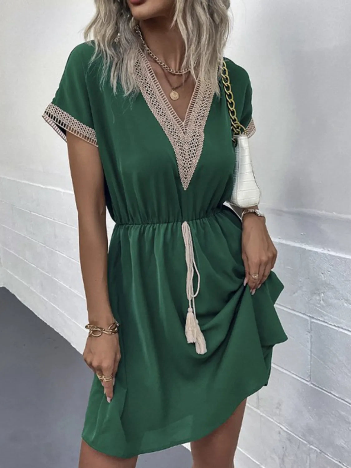 Contrast-Trim V-Neck Short-Sleeve Mini Dress