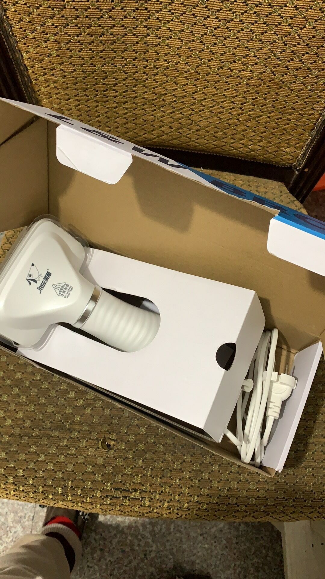 Pet Hair Vacuum Cleaner — Powerful 300W Suction for Dogs & Cats — Prime Trend Market