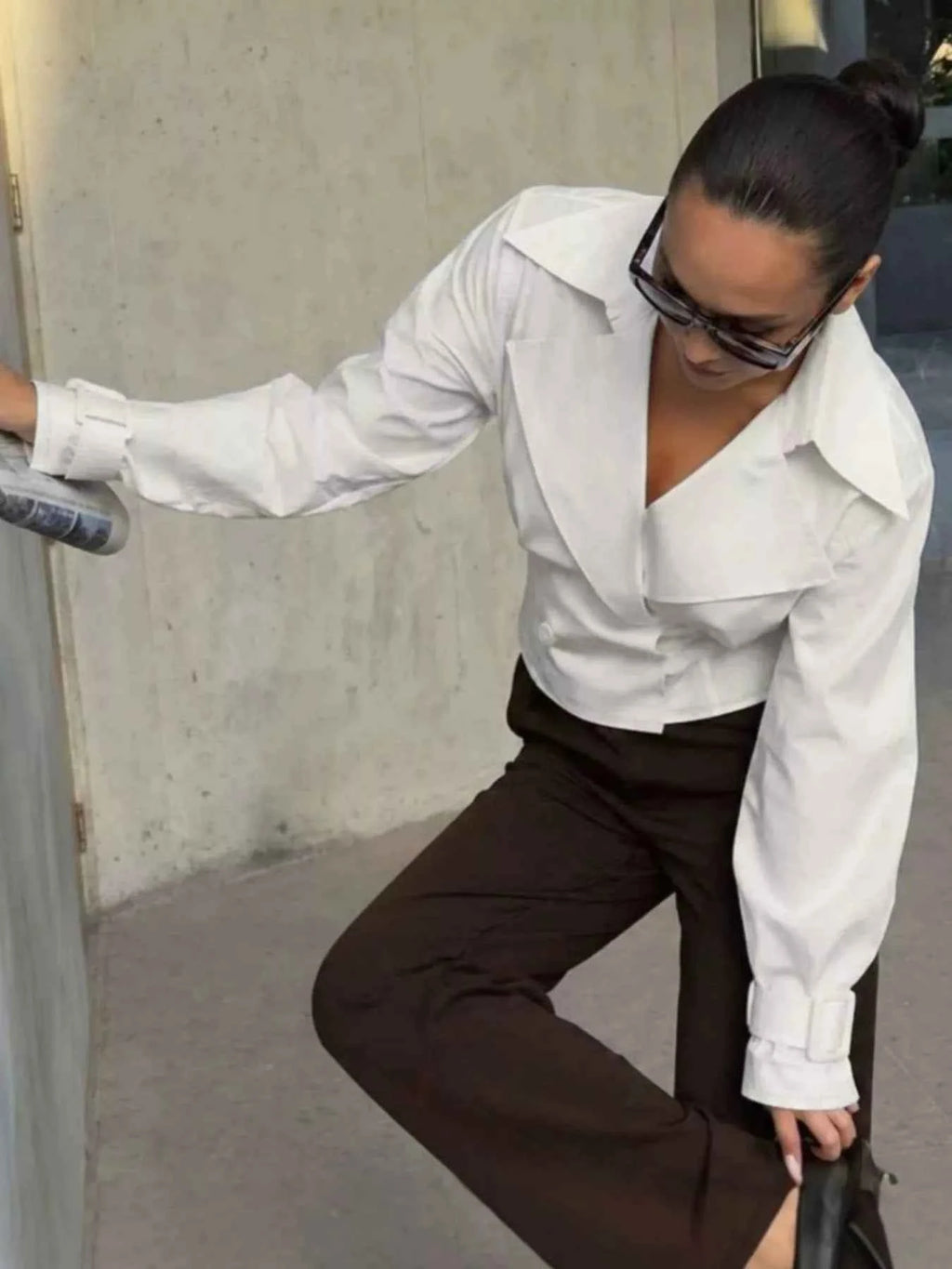 White Cropped Double-Breasted Blazer