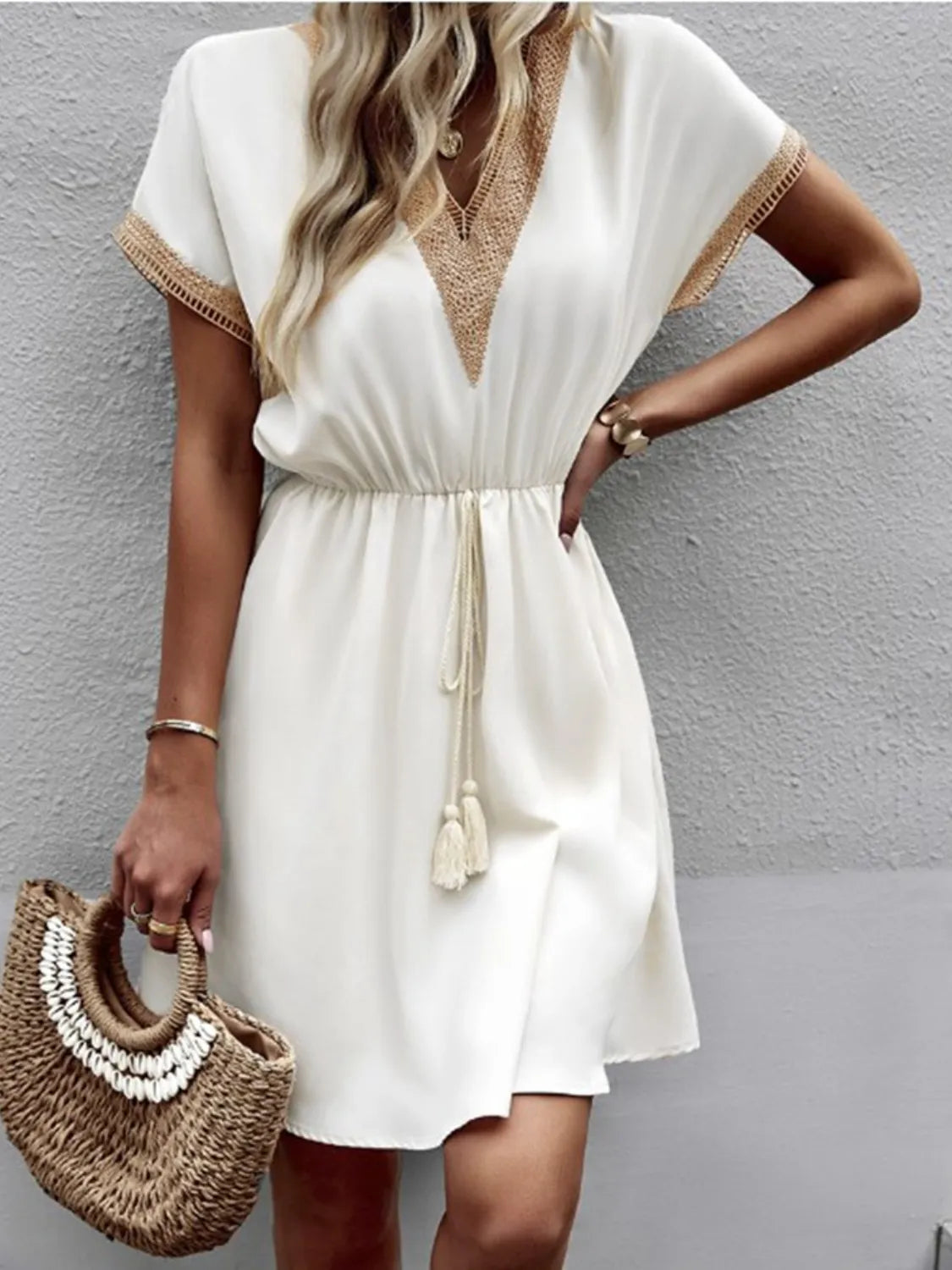Contrast-Trim V-Neck Short-Sleeve Mini Dress