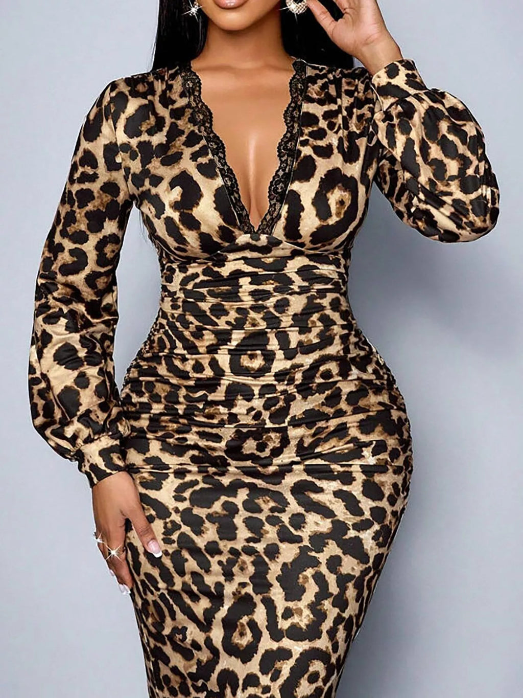 Lace-Trim V-Neck Long-Sleeve Ruched Midi Dress