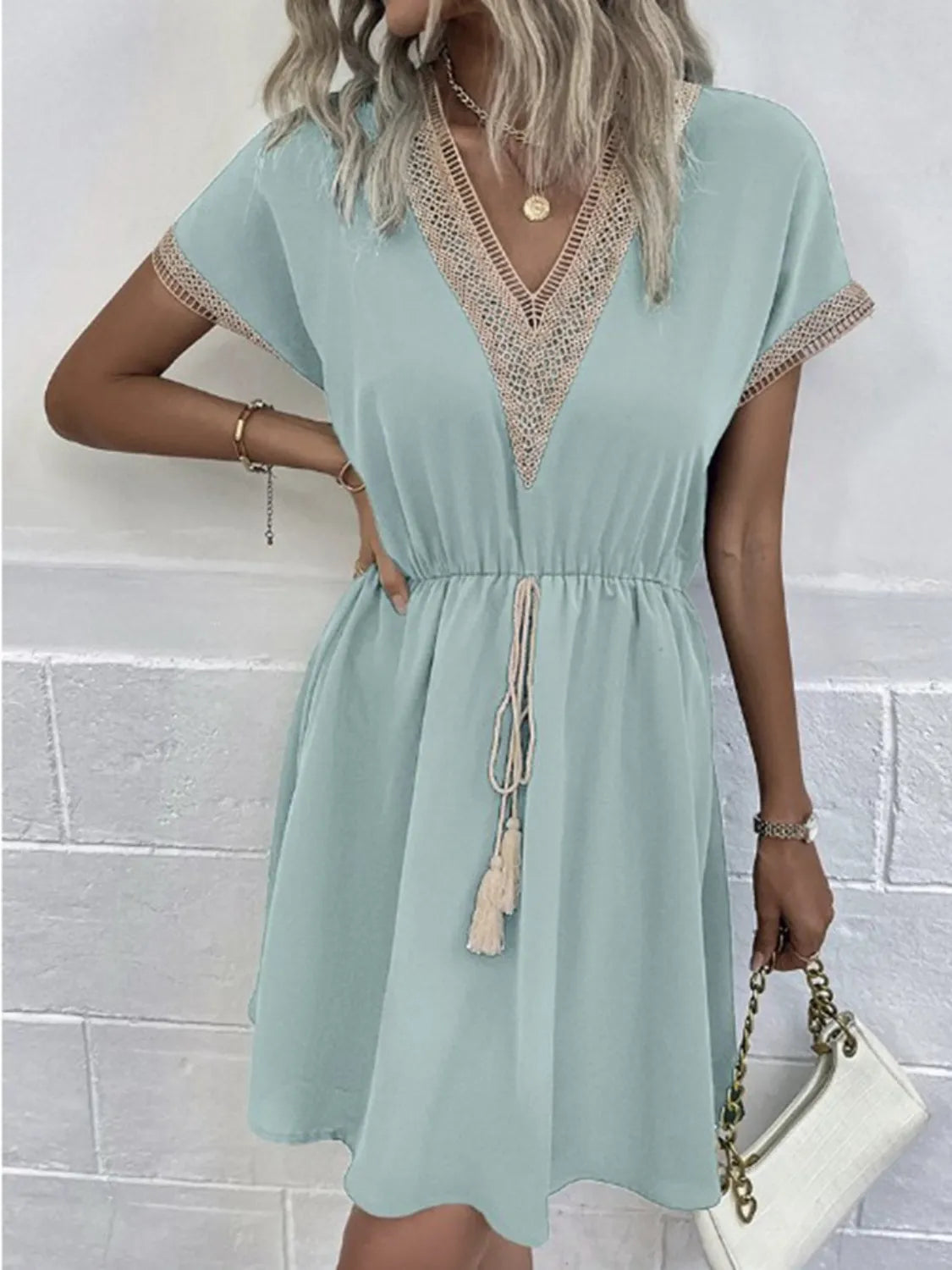 Contrast-Trim V-Neck Short-Sleeve Mini Dress