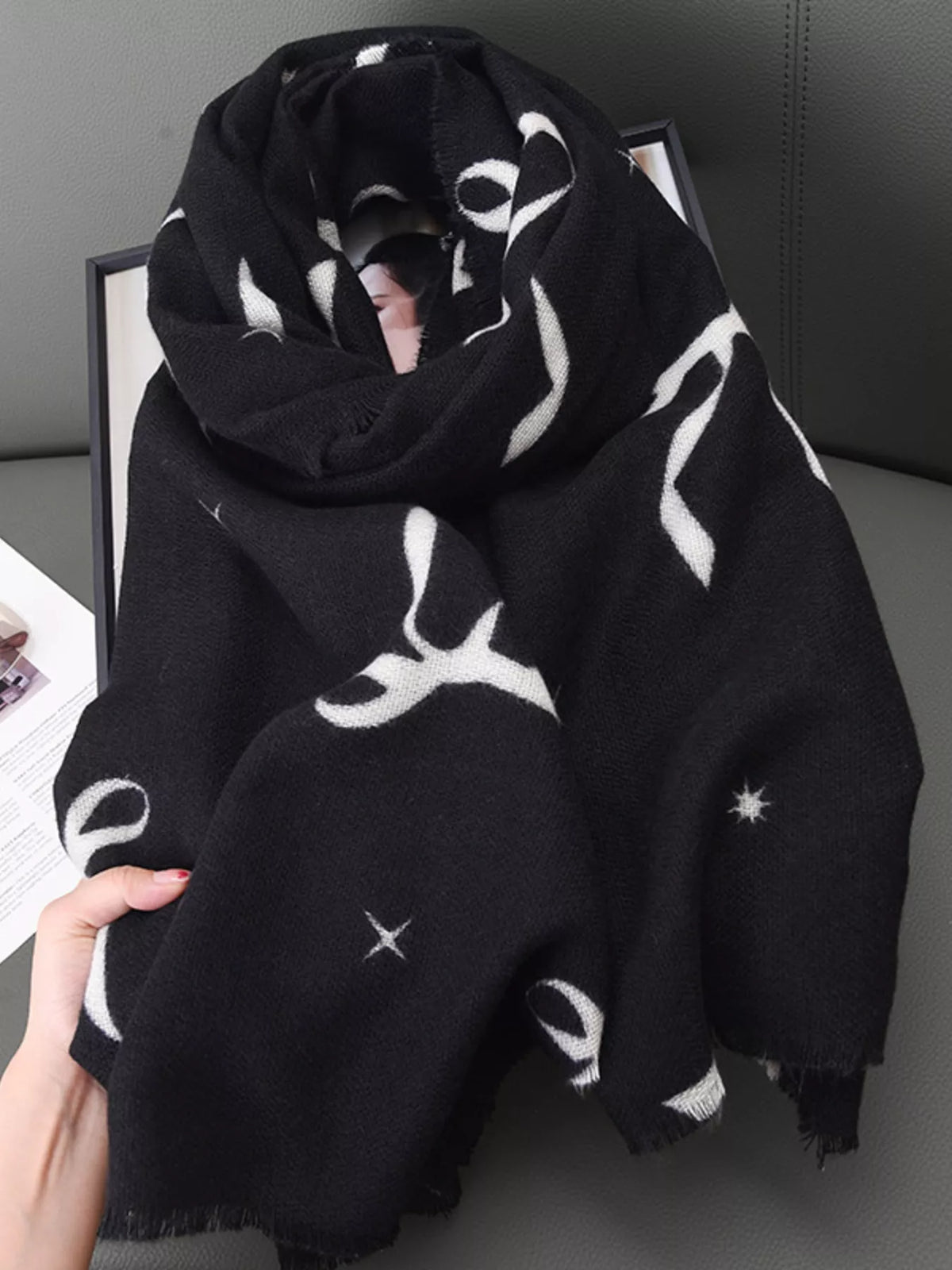 Bow-Print Lightweight Polyester Scarf