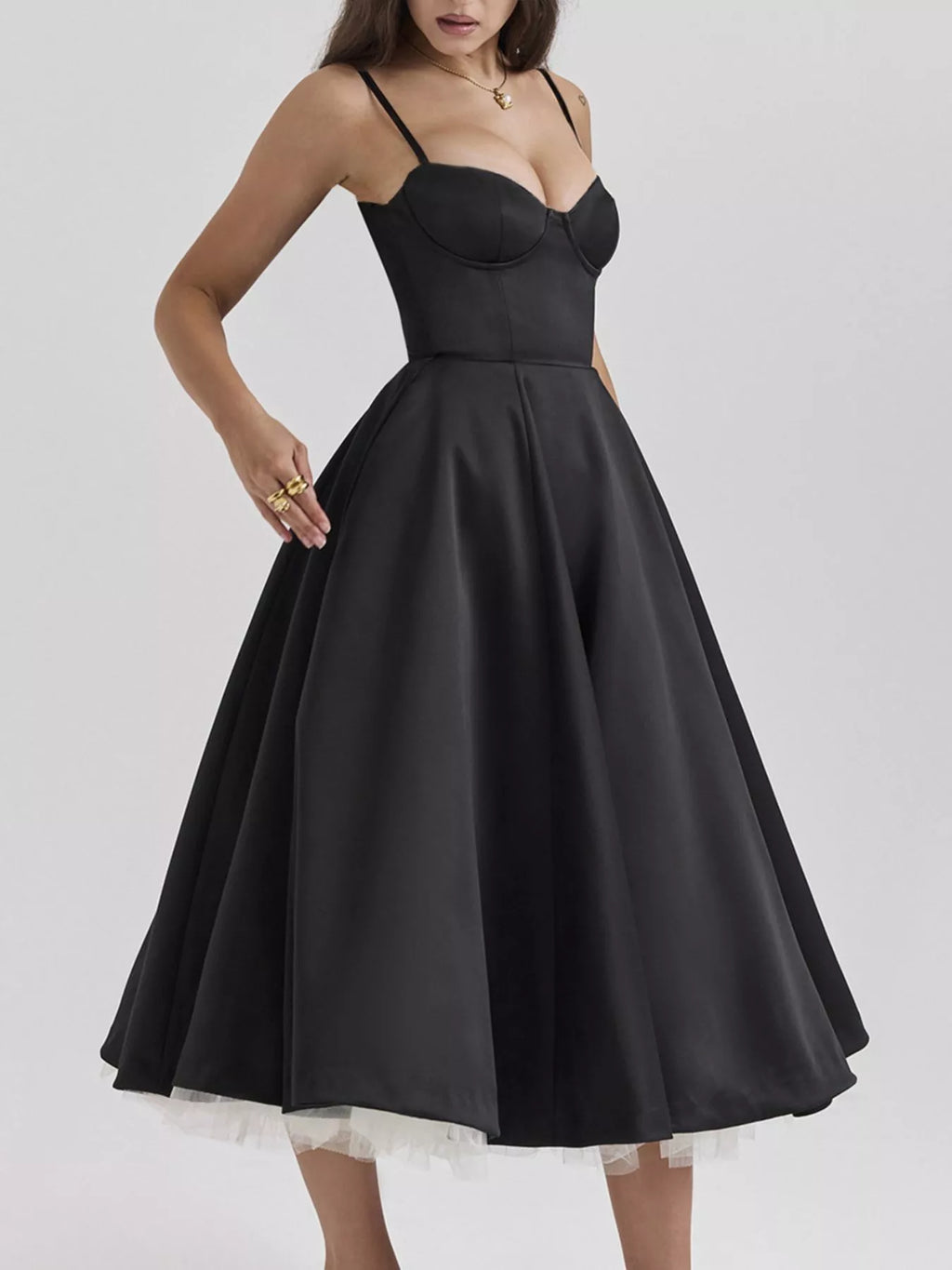 Sweetheart-Neck Pocketed A-Line Midi Dress