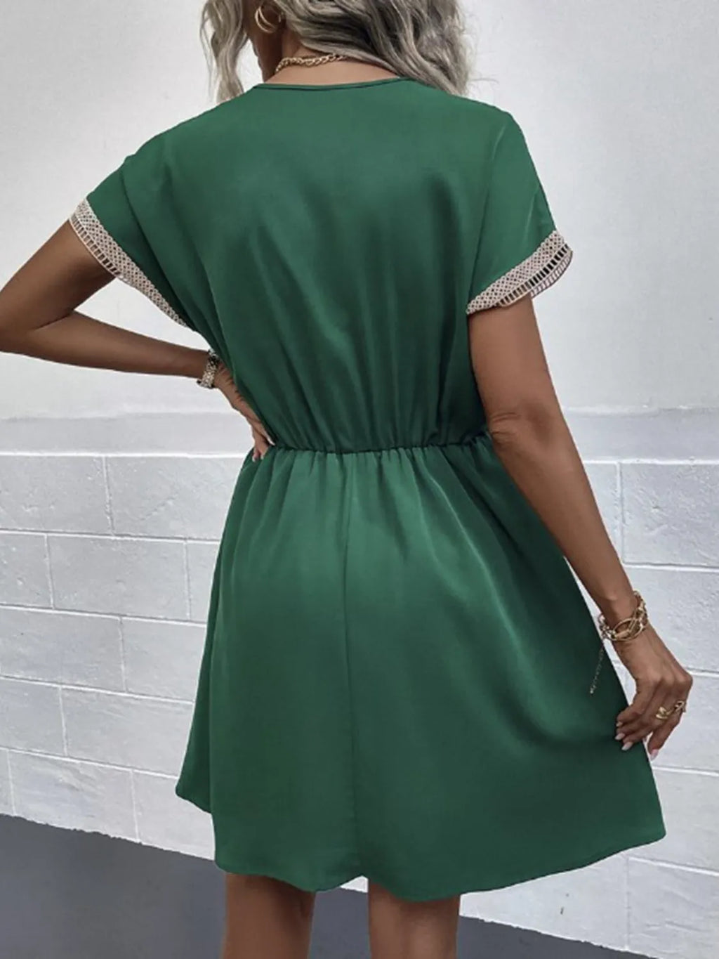 Contrast-Trim V-Neck Short-Sleeve Mini Dress