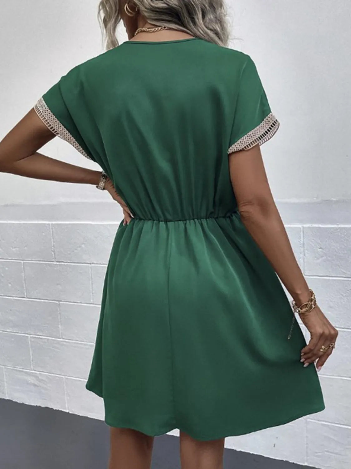 Contrast-Trim V-Neck Short-Sleeve Mini Dress