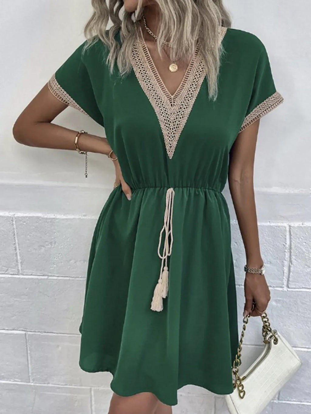 Contrast-Trim V-Neck Short-Sleeve Mini Dress