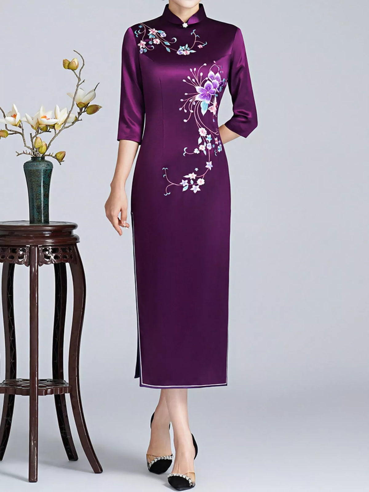 Elea Floral-Embroidered Slim-Fit Cheongsam Dress | M–4XL