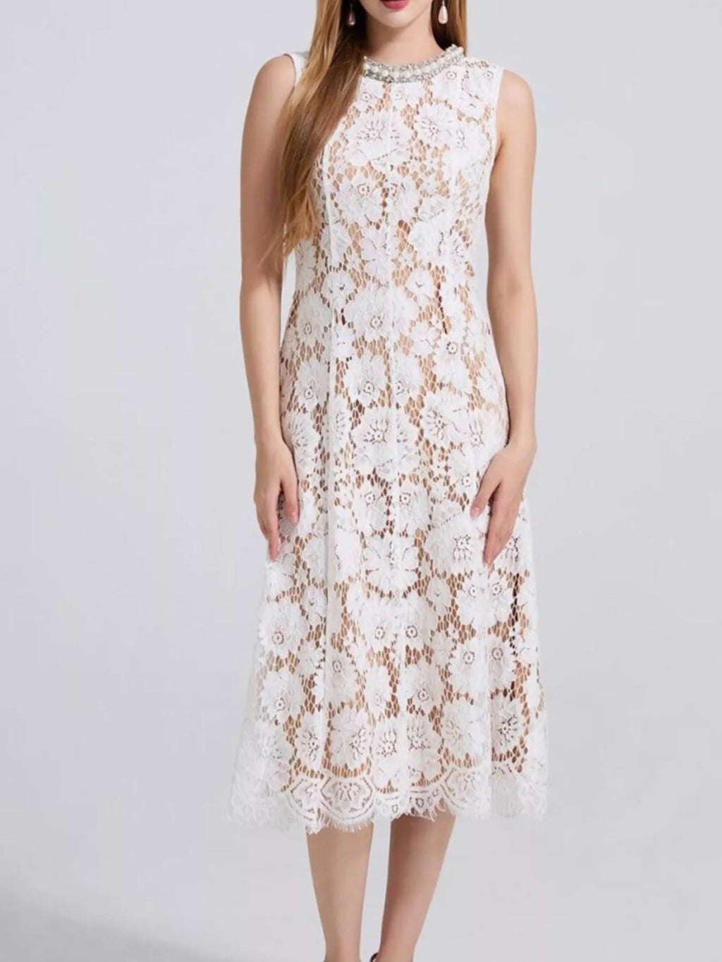 Pearl-Look Neckline Sleeveless Lace Dress