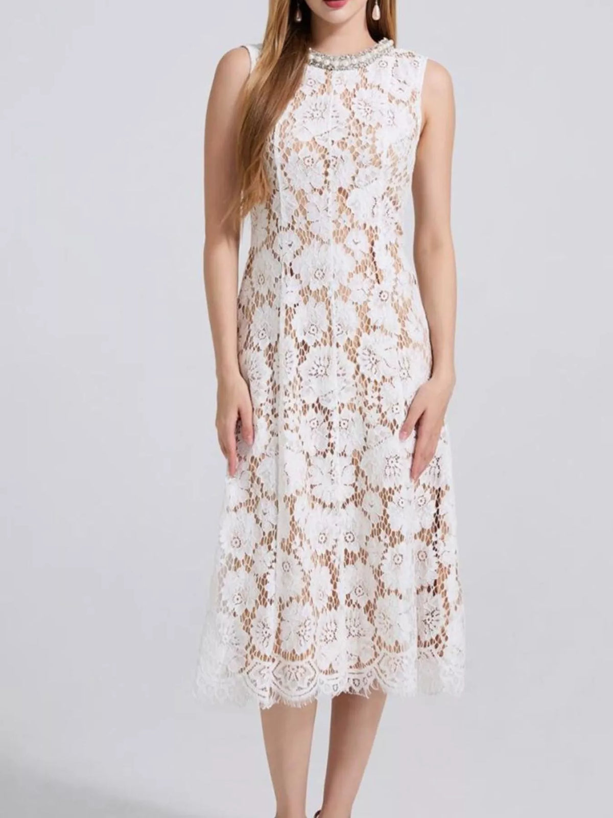 Pearl-Look Neckline Sleeveless Lace Dress
