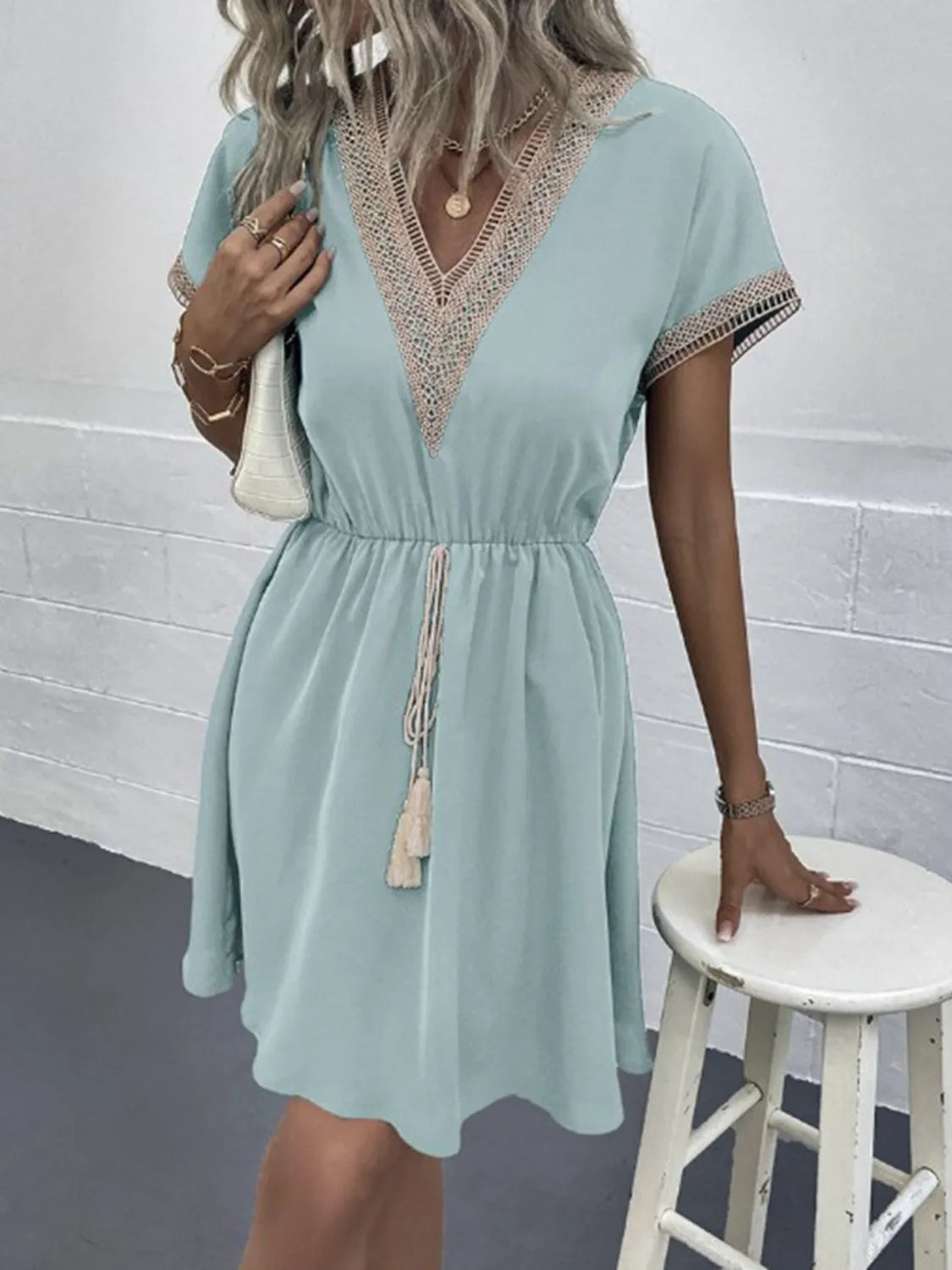 Contrast-Trim V-Neck Short-Sleeve Mini Dress