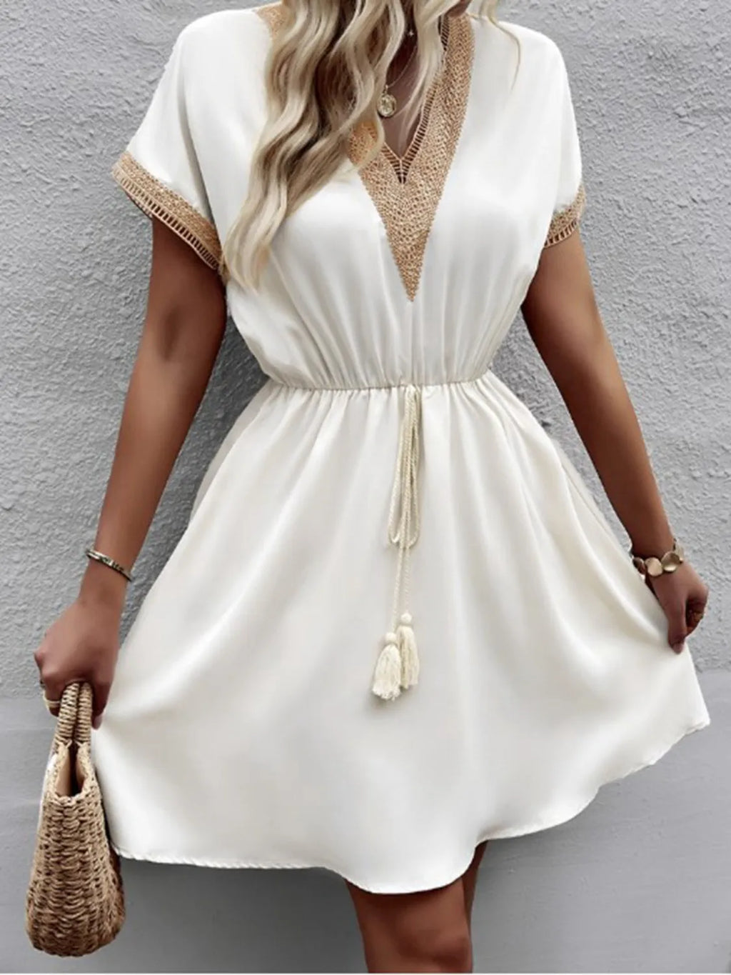 Contrast-Trim V-Neck Short-Sleeve Mini Dress