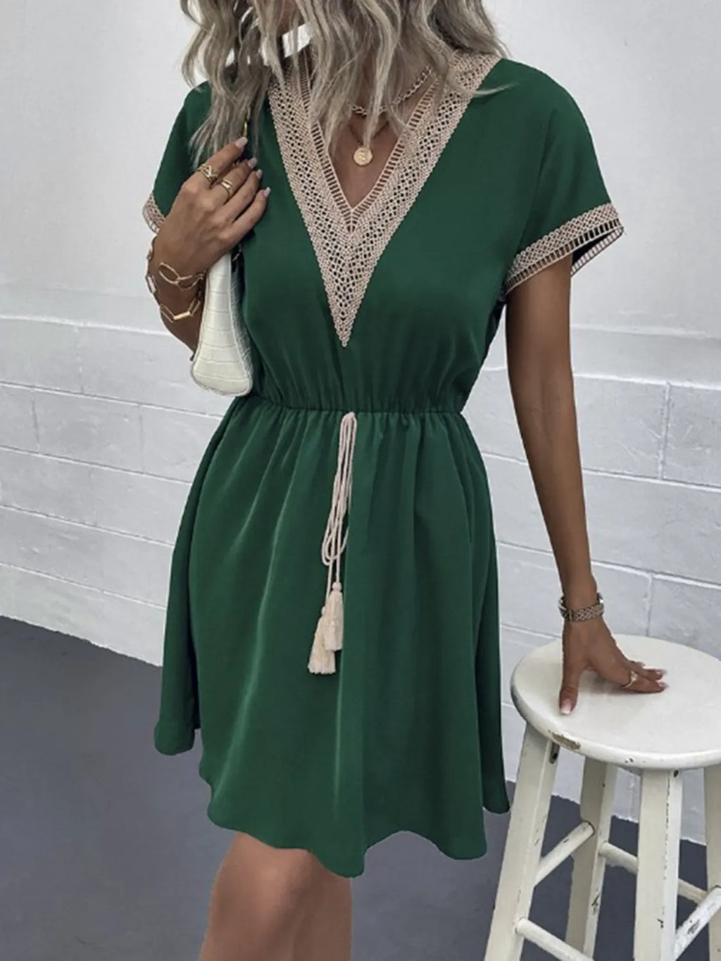 Contrast-Trim V-Neck Short-Sleeve Mini Dress