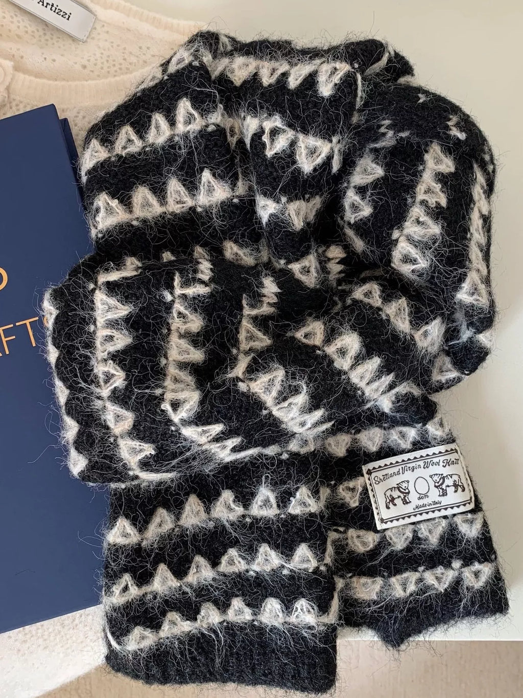 Vintage Zigzag Knit Scarf