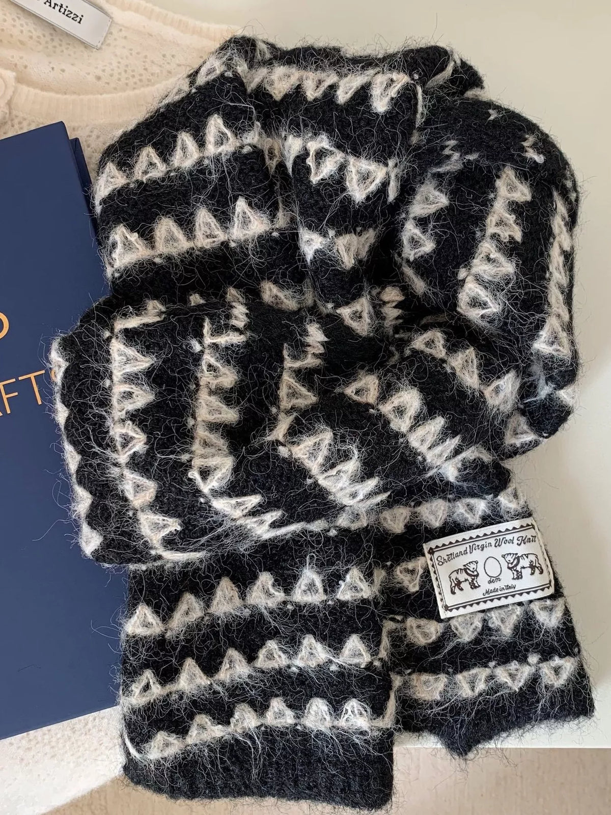 Vintage Zigzag Knit Scarf
