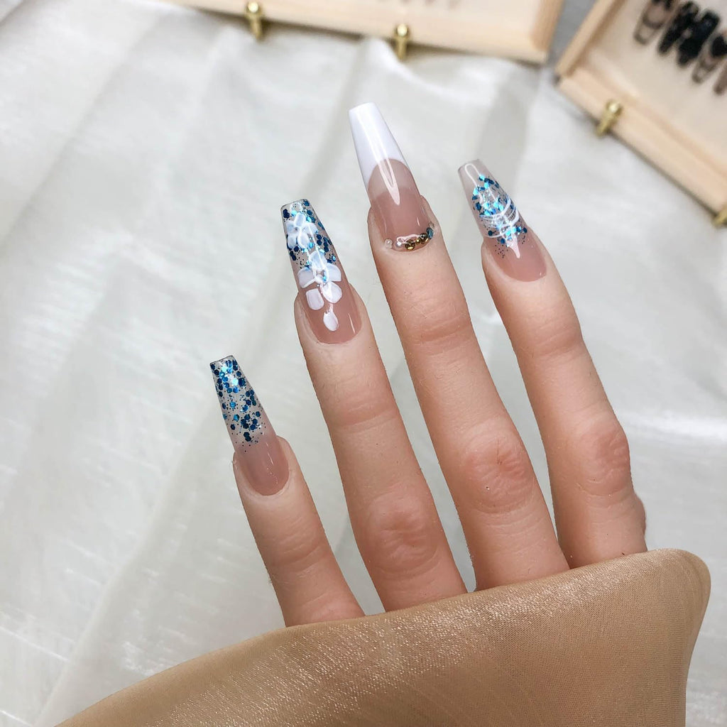 Gilded Whisper Press On Nails Gift Set – Short PMMA Acrylic, Reusable, S/M/L with Box — Prime Trend Market