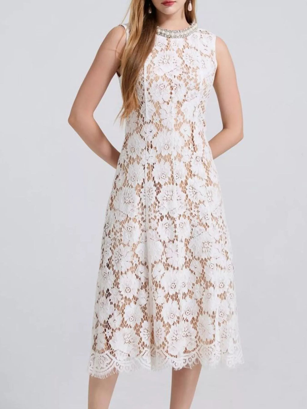 Pearl-Look Neckline Sleeveless Lace Dress