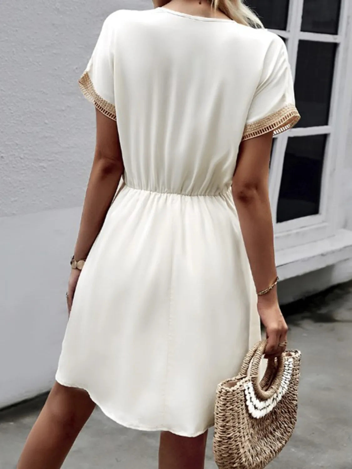 Contrast-Trim V-Neck Short-Sleeve Mini Dress