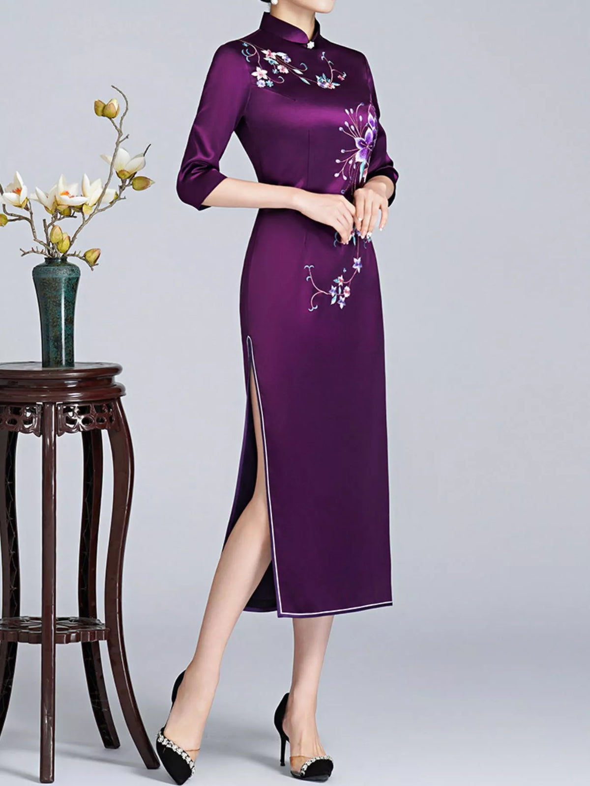Elea Floral-Embroidered Slim-Fit Cheongsam Dress | M–4XL