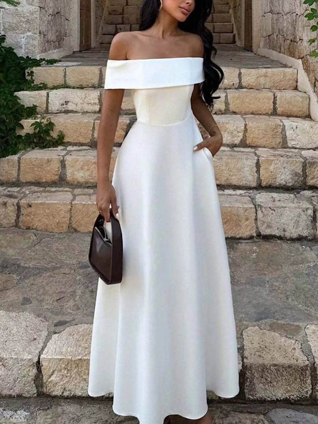 Burgundy Off-Shoulder A-Line Maxi Dress with Pockets